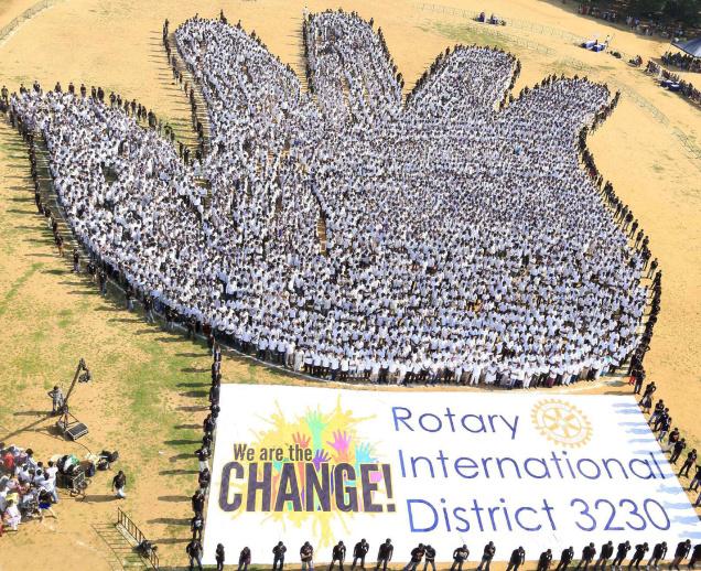 over 8,000 persons gathered at ymca, nandanam, on saturday to try their hand at a guinness record at an event organised by rotary district 3230 — photo: b. jothi ramalingam