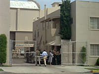 scene from the andy griffith show filmed at the desilu-cahuenga gate