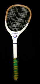 modern court tennis racket