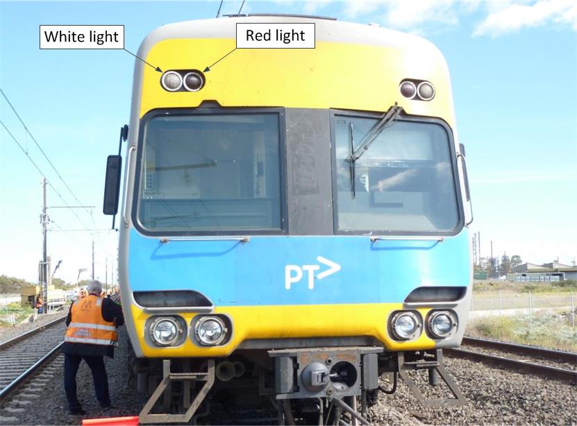 figure 8 - comeng train lights