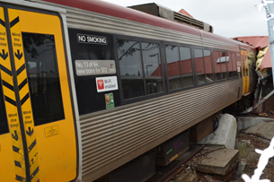 train t842 at cleveland station