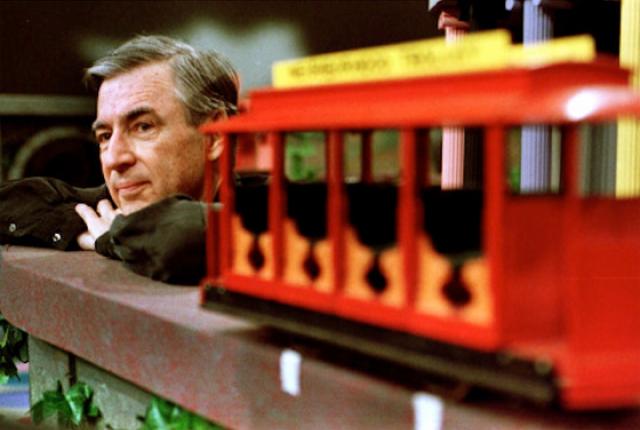 http://images.mentalfloss.com/sites/default/files/styles/article_640x430/public/mister-rogers-in-thought_4.jpg