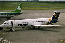 https://upload.wikimedia.org/wikipedia/commons/thumb/c/c6/ryanair_%28ei-ccw%29%2c_dublin%2c_july_1993.jpg/220px-ryanair_%28ei-ccw%29%2c_dublin%2c_july_1993.jpg