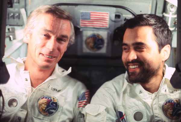 http://www.popsci.com/sites/popsci.com/files/styles/small_1x_/public/import/2014/apollo-17_cernan-schmitt.jpg?itok=9tbswrg6