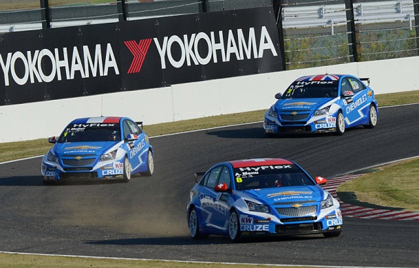 wtcc_three_cruzes_s