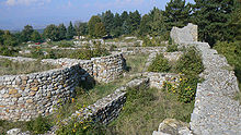 http://upload.wikimedia.org/wikipedia/commons/thumb/4/42/krakra-fortress-bulgaria-7.jpg/220px-krakra-fortress-bulgaria-7.jpg
