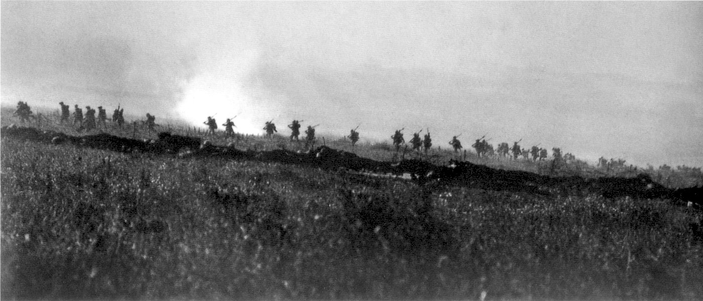 tyneside_irish_brigade_advancing_1_july_1916.jpg