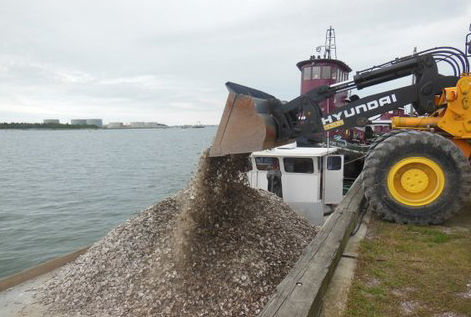 http://www.ncports.com/elements/media/images/oyster-barge.jpg