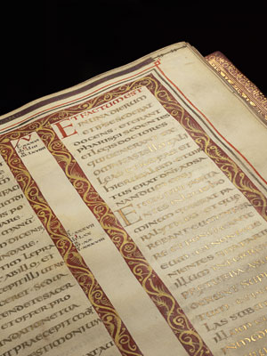 the gospel of luke, \'harley golden gospels\', first quarter of the ninth century, in latin