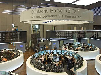 http://upload.wikimedia.org/wikipedia/commons/thumb/0/0d/deutsche-boerse-parkett-ffm001.jpg/350px-deutsche-boerse-parkett-ffm001.jpg