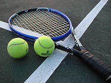 http://upload.wikimedia.org/wikipedia/commons/thumb/3/3e/tennis_racket_and_balls.jpg/220px-tennis_racket_and_balls.jpg