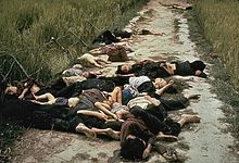 https://upload.wikimedia.org/wikipedia/commons/thumb/7/77/my_lai_massacre.jpg/220px-my_lai_massacre.jpg