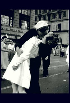 http://images.moviepostershop.com/vj-ve-day-times-square-kiss-movie-poster-1945-1020752120.jpg