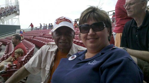 http://www.spiritof45.org/site/wp-content/uploads/2011/08/08142011-carole-with-tuskegee-airman-at-reds-game9-500x280.jpg