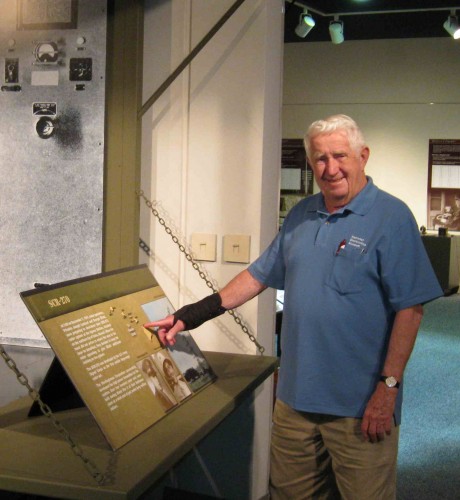 http://www.spiritof45.org/site/wp-content/uploads/2011/08/volunteer-john-mccarty-talks-about-the-scr-270-radar-used-at-pearl-harbor-during-the-national-electronics-museums-spirit-of-45-day-tour.-460x500.jpg