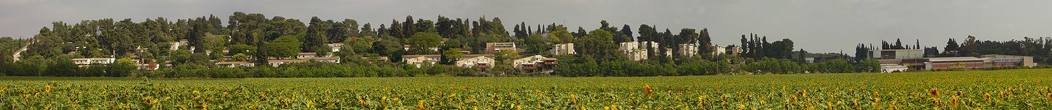 http://upload.wikimedia.org/wikipedia/commons/thumb/a/a3/kibbutz_barkai_panorama_01a.jpg/1500px-kibbutz_barkai_panorama_01a.jpg