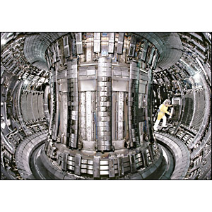 http://news.bbc.co.uk/nol/shared/spl/hi/pop_ups/05/sci_nat_iter___the_next_generation_fusion_reactor/img/5.jpg