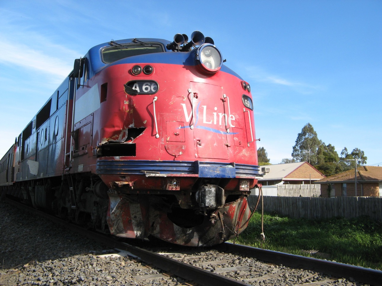 investigation report front cover photograph of a vline train
