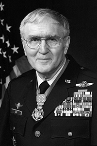 http://www.legion.org/sites/legion.org/files/legion/beloved-veterans/col._george_e._bud_day_official_portrait.jpg
