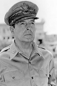 http://www.legion.org/sites/legion.org/files/legion/beloved-veterans/douglas_macarthur_58-61.jpg