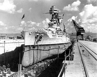 http://upload.wikimedia.org/wikipedia/commons/thumb/3/3b/uss_nevada_%28bb-36%29_in_drydock.jpg/330px-uss_nevada_%28bb-36%29_in_drydock.jpg