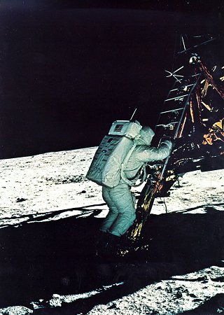 http://history.nasa.gov/ap11ann/firstlunarlanding/i1.jpg