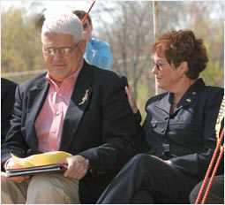 http://www.arlingtoncemetery.net/bmsammis-funeral-photo.jpg