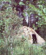 a mesolithic house [11kb]