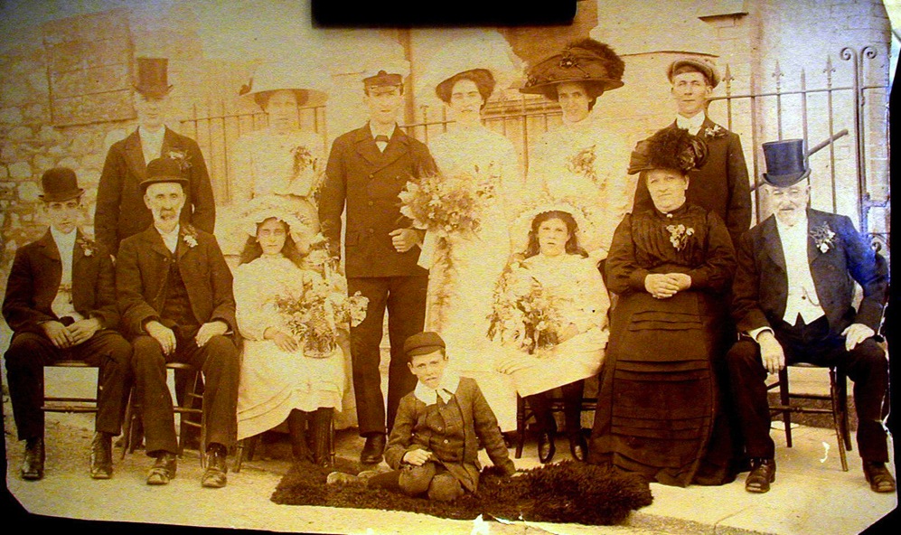 macintosh hd:users:peterholden:desktop:poss william john kingdom & florence louise pegler marriage 1911 (his sister elsie on his right).jpg